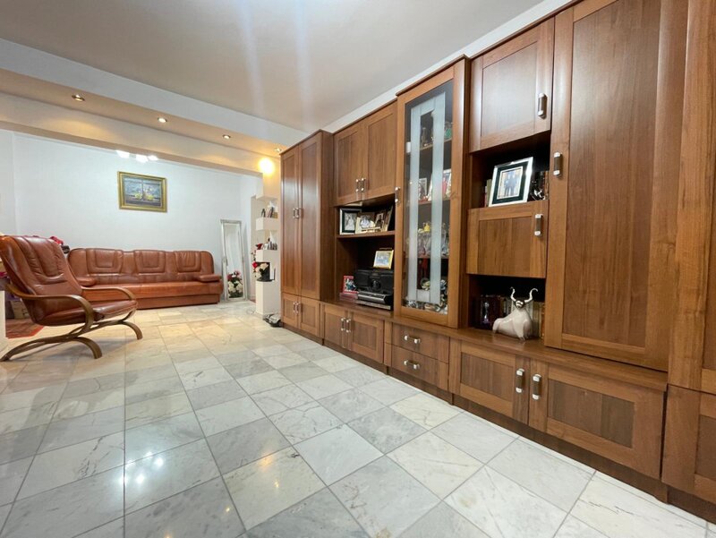Decebal Apartament 4 camere - Bd. Decebal